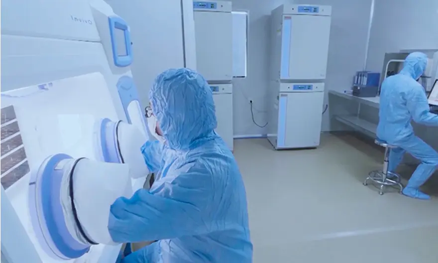 Cleanroom and dust-free polymer production workshop