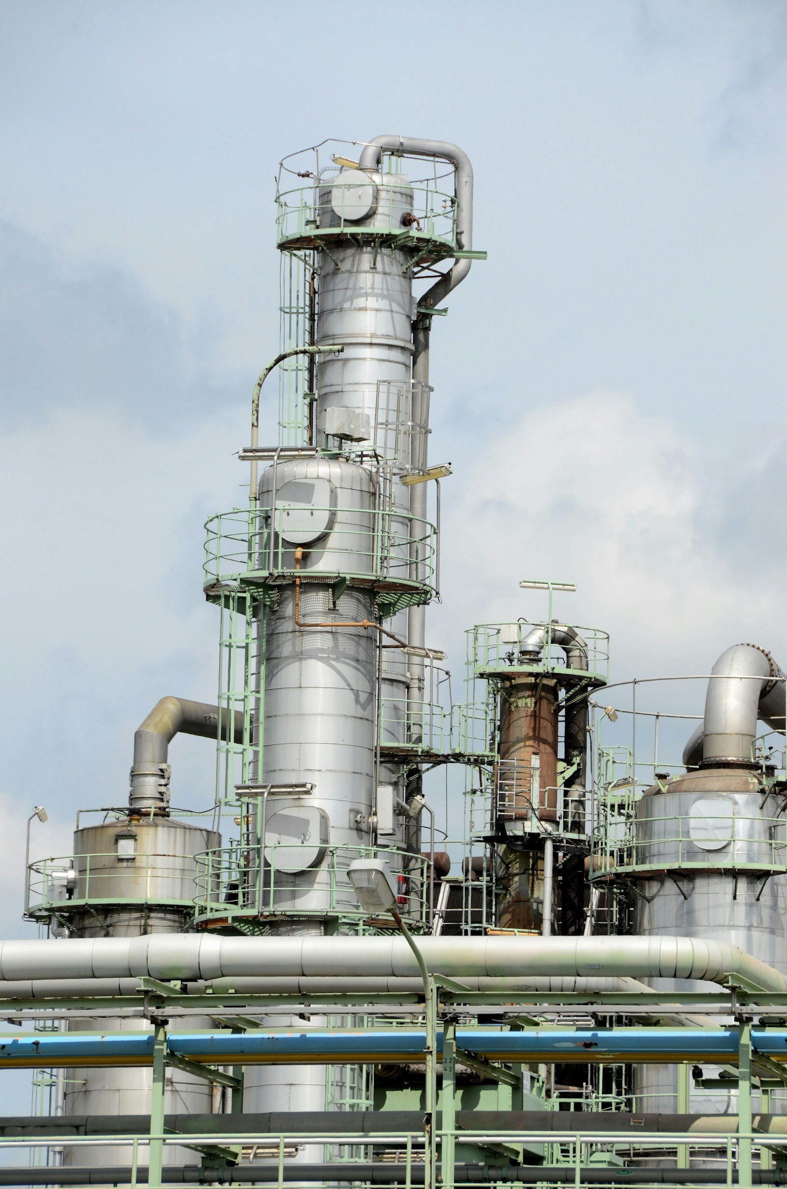 Oil and gas processing equipment